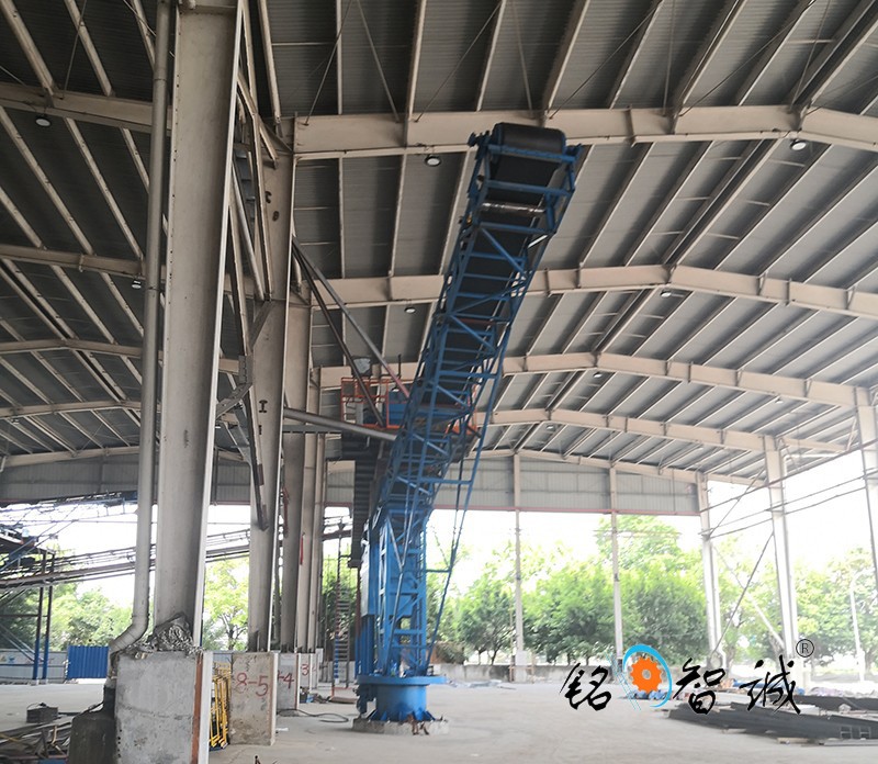 亚洲精品无码高潮喷水A片小说