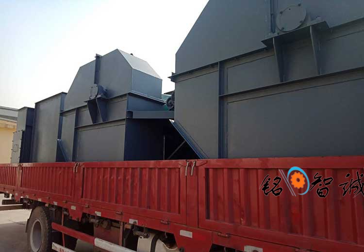 亚洲精品无码高潮喷水A片小说